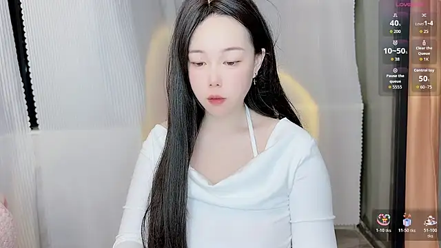 Bella Ava online show from 12-15-25, 03:40