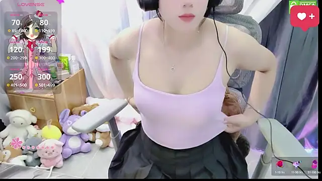 HanaYourlove online show from 06-30-26, 10:37
