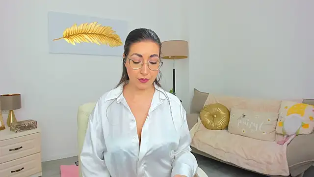 Snapshot of Kylie_Kathy chatting on 02-06-26, 04:58 Kylie Kathy online show from 02-06-26, 04:58