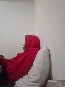 Snapshot of uratre chatting on 12-01-25, 08:59 uratre online show from 12-01-25, 08:59