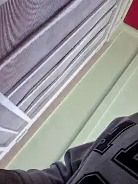 uratre online show from 04-27-26, 02:59