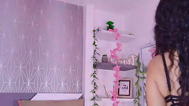 Snapshot of Celine_Lee chatting on 11-04-25, 03:16 Celine Lee online show from 11-04-25, 03:16