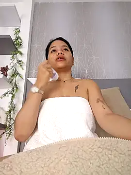 Celine Lee online show from 09-15-25, 01:33