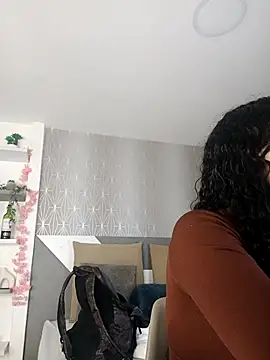 Celine Lee online show from 10-03-25, 04:08