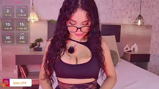 Snapshot of Celine_Lee chatting on 01-09-26, 08:16 Celine Lee online show from 01-09-26, 08:16