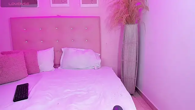 ANNIE DOLCE  online show from 02-05-26, 10:49