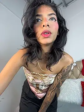 TweetiePieXXX online show from 12-20-25, 10:45