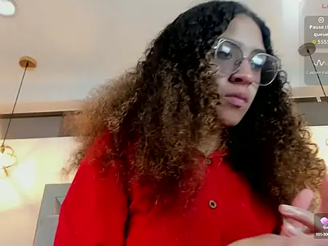 Snapshot of Hanna_Cornee_ chatting on 09-20-25, 02:00 Hanna Cornee online show from 09-20-25, 02:00