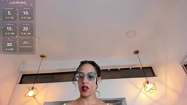 Hanna Cornee  online show from 01-07-26, 01:38