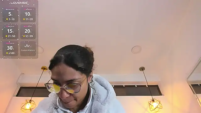 Hanna Cornee  online show from 01-09-26, 12:01