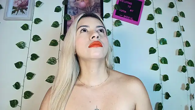 Snapshot of Barbiie_98 chatting on 03-03-26, 03:19 Barbiie 98 online show from 03-03-26, 03:19