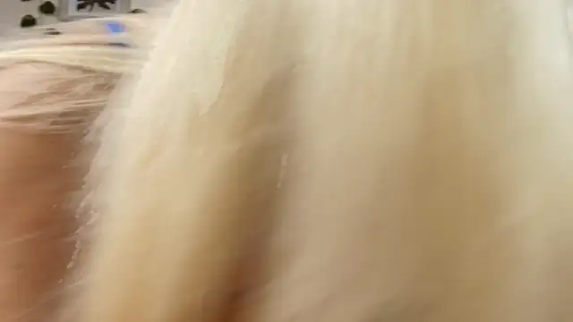 Snapshot of Barbiie_98 chatting on 05-28-26, 01:39 Barbiie 98 online show from 05-28-26, 01:39