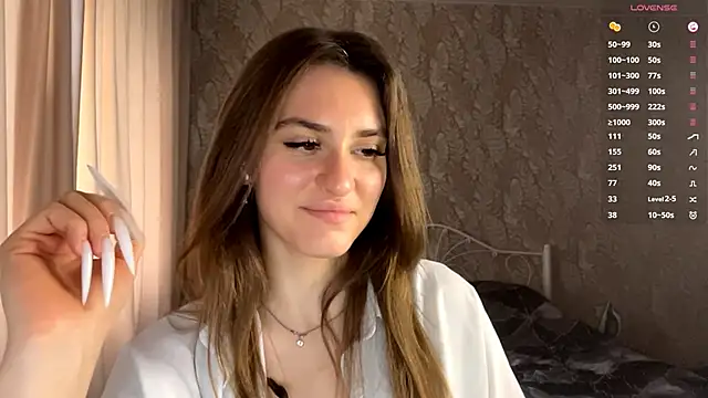 miainheat online show from 10-12-25, 09:10