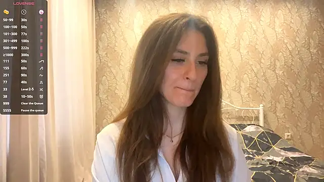 miainheat online show from 11-28-25, 10:48