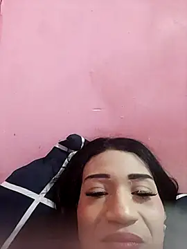 Snapshot of Kellye_hotTs chatting on 10-24-25, 05:17 Kellye hotTs online show from 10-24-25, 05:17