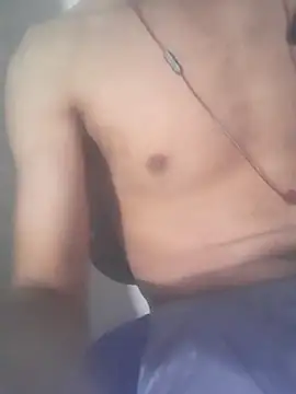 Snapshot of Lunaty00 chatting on 11-30-25, 09:10 Lunaty00 online show from 11-30-25, 09:10