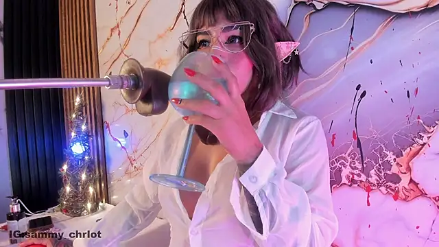 Snapshot of Sammy_charlot chatting on 12-17-25, 09:09 Sammy charlot online show from 12-17-25, 09:09