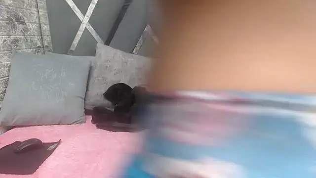 YanetRose online show from 09-28-25, 03:13