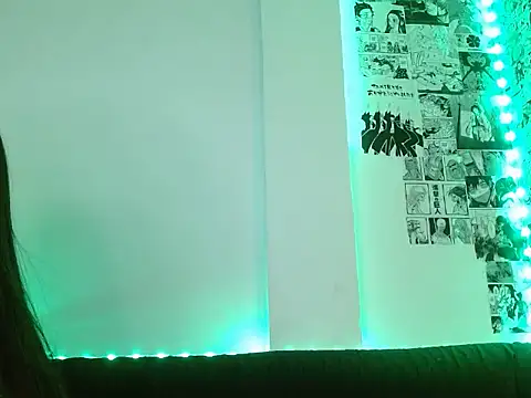 Snapshot of Chloe_paytone chatting on 11-01-25, 06:46 Chloe paytone online show from 11-01-25, 06:46