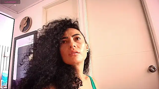 Snapshot of Koral369 chatting on 06-10-26, 05:25 Koral369 online show from 06-10-26, 05:25