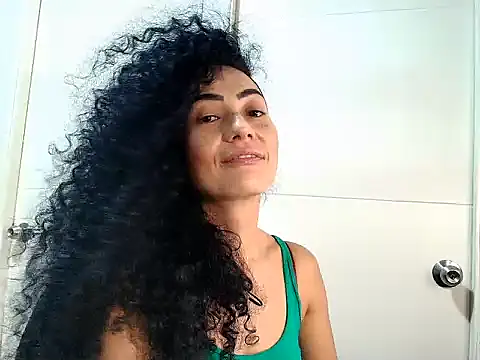 Snapshot of Koral369 chatting on 05-19-26, 07:32 Koral369 online show from 05-19-26, 07:32
