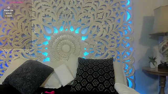 Snapshot of chiara_evanns chatting on 09-09-25, 11:30 chiara evanns online show from 09-09-25, 11:30
