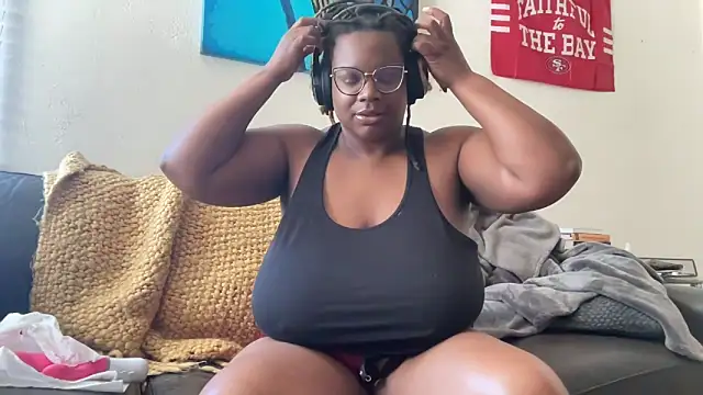 Snapshot of furykat1 chatting on 03-08-26, 06:55 furykat1 online show from 03-08-26, 06:55