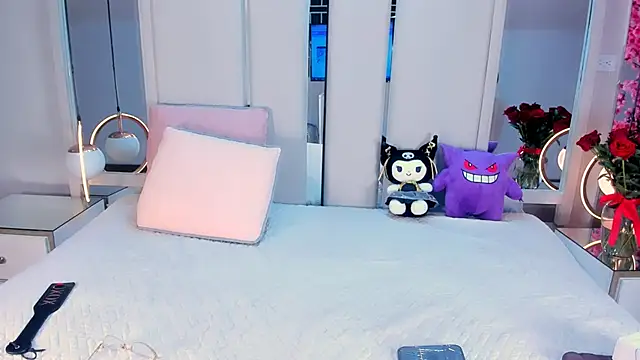 VesperVelvet online show from 02-17-26, 09:01