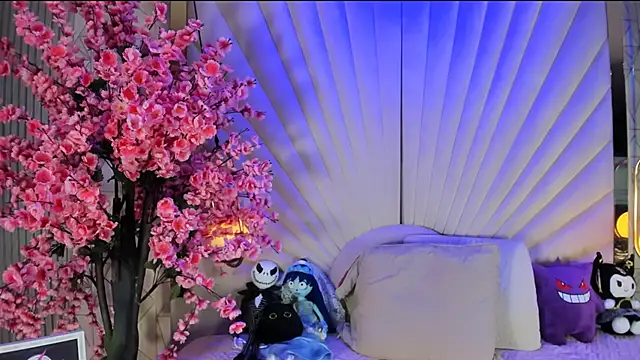 VesperVelvet online show from 03-25-26, 04:34