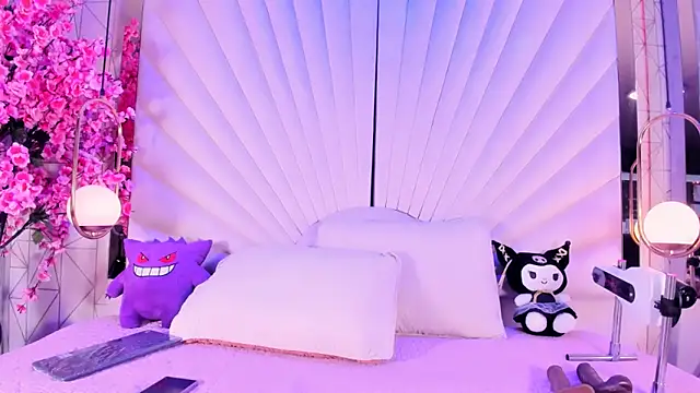 Snapshot of VesperVelvet chatting on 05-09-26, 05:00 VesperVelvet online show from 05-09-26, 05:00