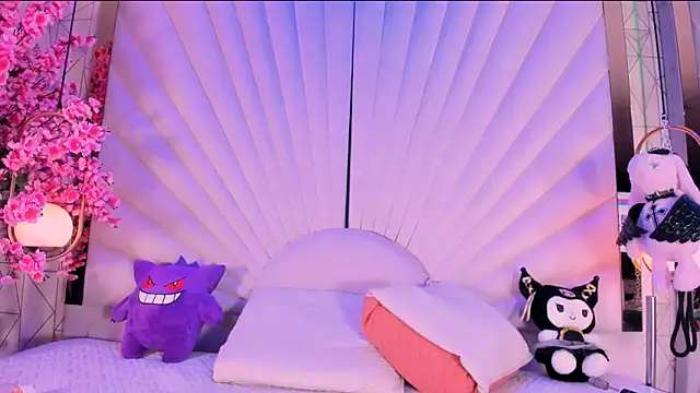 VesperVelvet online show from 04-12-26, 05:11