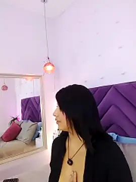 Snapshot of Kaylachannell chatting on 04-21-26, 03:46 Kaylachannell online show from 04-21-26, 03:46