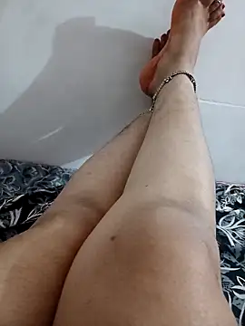 juhijaan2005 online show from 10-16-25, 05:21