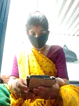 juhijaan2005 online show from 09-17-25, 05:26