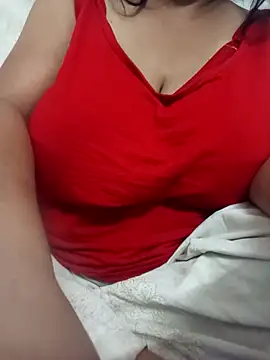chocobbsneha567 online show from 05-11-26, 12:23