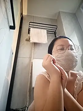 chengcheng12 online show from 11-04-25, 01:09