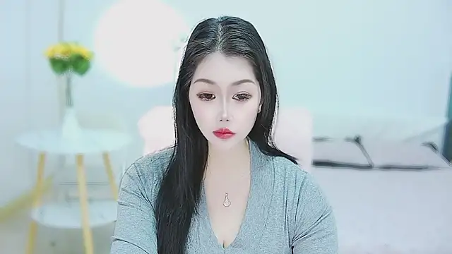 Snapshot of Haixi chatting on 05-12-26, 10:10 Haixi online show from 05-12-26, 10:10