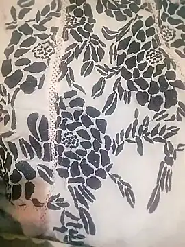 Ponds beauty online show from 10-16-25, 03:20