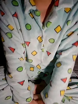 111owo111 online show from 10-19-25, 02:09