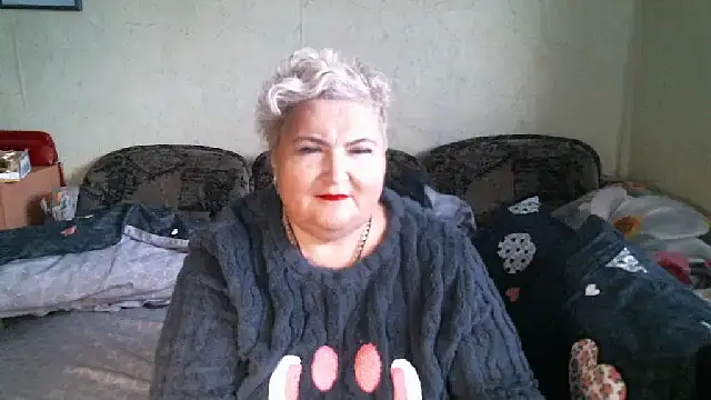 Lana555 online show from 12-18-25, 12:31