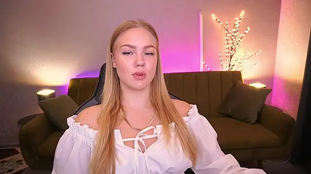 CelesteNoir online show from 09-30-25, 06:30