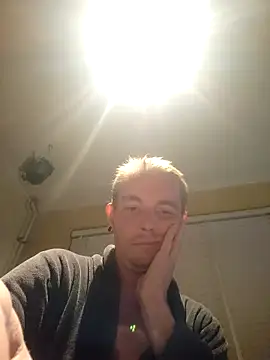 piercingpik online show from 09-25-25, 09:21