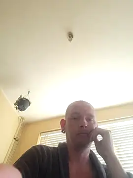piercingpik online show from 06-05-26, 07:36