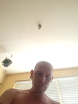 piercingpik online show from 06-03-26, 09:21