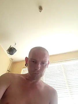 piercingpik online show from 06-02-26, 06:46