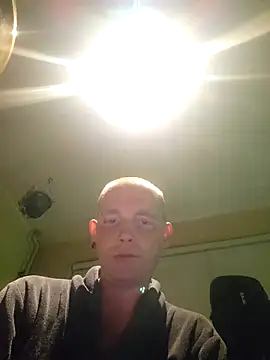 piercingpik online show from 06-11-26, 08:39
