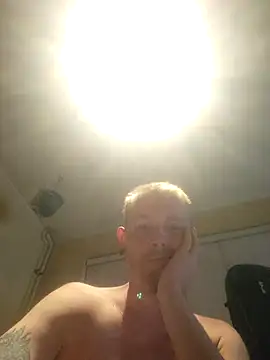 piercingpik online show from 07-16-26, 08:39