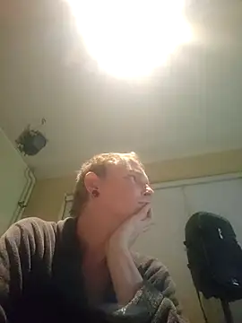 piercingpik online show from 04-16-26, 08:31