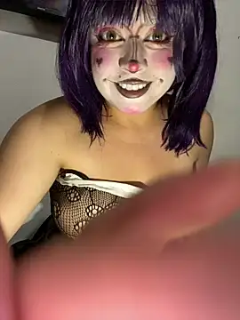 Snapshot of Lucy_YupiSweet chatting on 06-10-26, 07:20 Lucy YupiSweet online show from 06-10-26, 07:20