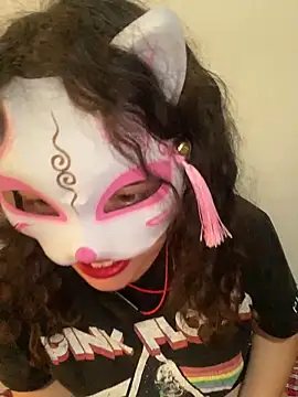 Snapshot of Lucy_YupiSweet chatting on 02-04-26, 10:49 Lucy YupiSweet online show from 02-04-26, 10:49